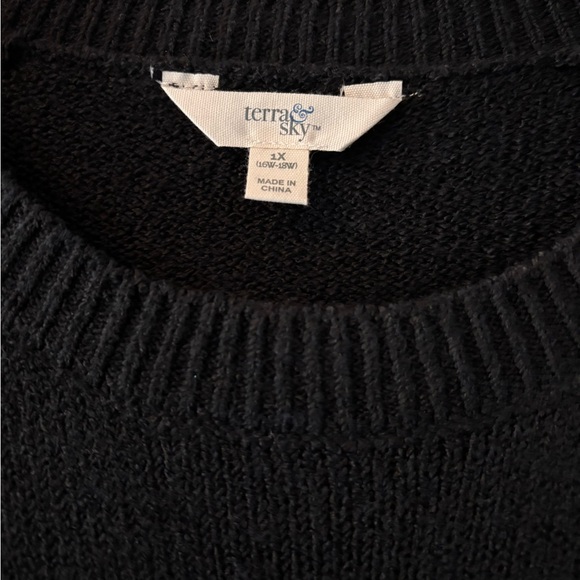 Peace & Love Beaded Sweater NWT - Picture 4 of 5